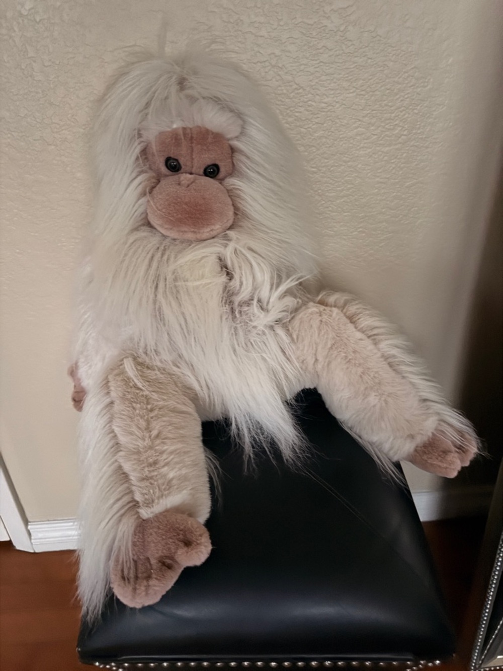 VINTAGE FLOOPY FRIENDS Plush Long-Haired Monkey Toy in Cream and Light Brown
